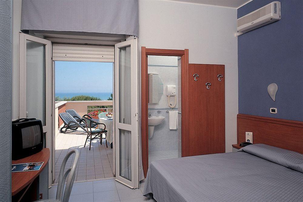 Hotel Acquario Vasto Buitenkant foto