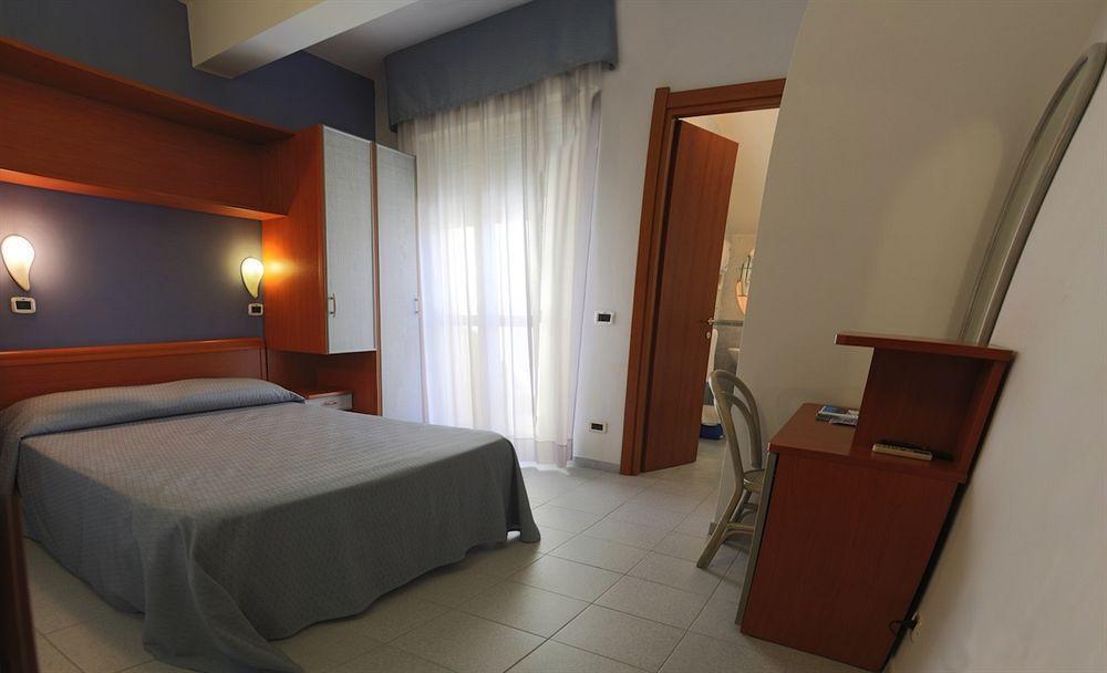 Hotel Acquario Vasto Buitenkant foto