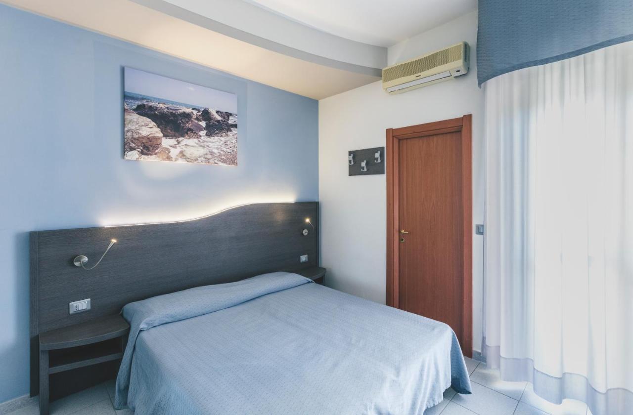 Hotel Acquario Vasto Buitenkant foto