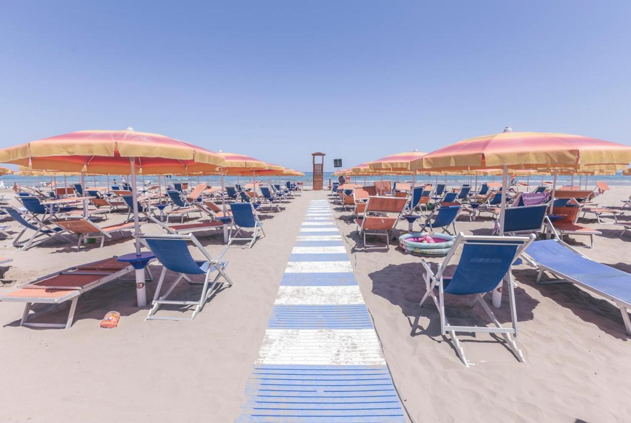 Hotel Acquario Vasto Buitenkant foto